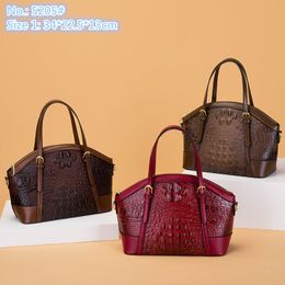 Wholesale ladies leather bags large capacity three-piece embossed fashion handbag elegant crocodile pattern shell bag simple Joker Ribbon handbags