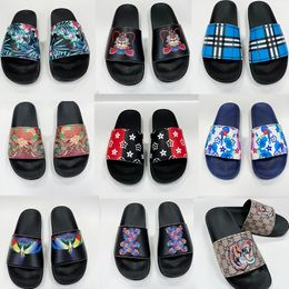 Men Women Luxury Brand Slides Sandals Designer Slippers Printing Grid pattern Summer Beach Sandal Slipper Flat Lady Platform Flip Flops Sneakers