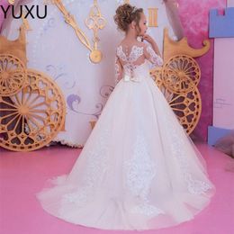 2022 White Flower Girls Dresses Appliques Long Sleeves Lace Ball Gown Ruffles Tulle Pageant Dresses for Girls Long Girl Dresses for Wedding