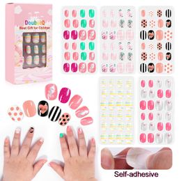 140Pcs Child Nails Kids False Girls Cartoon Press on Fake Colourful Full Cover Cute Short Nail Tips Kits 220827