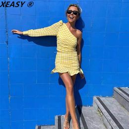 XEASY Women Asymmetric Crop Top Dress Sets High Waist Mini Skirts And Blouse Female Yellow Plaid Two Piece Set Women Skirt 220421