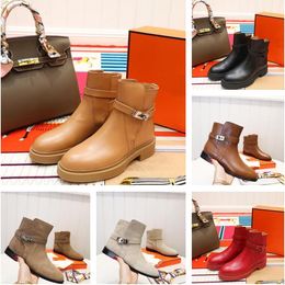 Luxury Designer Ankle-high Boots Chelsea Boots Leather Sole Laminated Heel Insole Lining Classic Design Top Quality