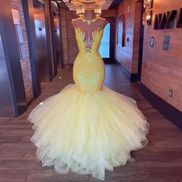 Sparkly Yellow Mermaid Prom Dresses 2022 For Women Sequined Sleeveless Graduation Party Gowns Tull Sheer Neck Evening Dress