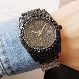 DE Business Mens diamond Watch Male designer watches Round Full diamond ring watch Roman numeral hour mark iced out Watch Day Date