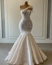 Elegant Plus Size Arabic Aso Ebi Luxurious Lace Beaded Wedding Dresses One Shoulder Mermaid Bridal Dresses Vintage Wedding Gowns