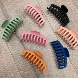 NEW!!! Korean Solid Big Hair Claws Elegant Frosted Acrylic Hair Clips Hairpins Barrette Headwear For Women Girls Hair Accessories GCF14344