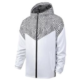 Men's Jackets Camouflage Hooded Men's Jacket Light Breathable Outdoor Casual Woven Tracksuit For All SeasonsMen's