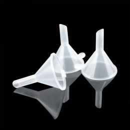 1pc mini transparent small funnel pp plastic funnel perfume lotion cosmetic packaging kitchen auxiliary tool Many Colours are available C0809G03