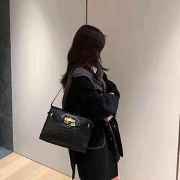 Designer Evening Bag Handbag Luxury Paris Brand Women Girl Purse Fashion Shoulder Versatile Casual Shoulder Bags UGOF