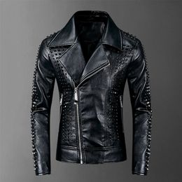 High Quality Rivet Motorcyle Leather Jacket Men Jaqueta Motoqueiro Chaqueta Cuero Punk Rock DJ Stage Faux Leather Men Coat 201128