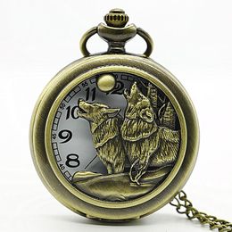 Pocket Watches Vintage Bronze Moon Wolf Hollow Quartz Watch Necklace Pendant Men Women Gifts ClockPocket