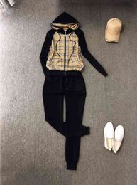 Womens Two Piece Pants Stylish Striped Panel Zip Hooded Jacket With Black Pants 2 Piece Sets Luxury Designer Tracksuits 0912