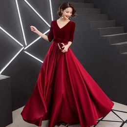 Los mejores vestidos de graduación para 2022 - Tendenzias.com
