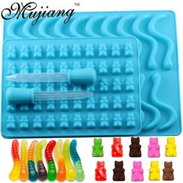 Mujiang 50 Cavity Bear Silicone Gummy Chocolate Sugar Candy Jelly Moulds Snake Worms Ice Tube Tray Mould Cake Decorating Tools 220601