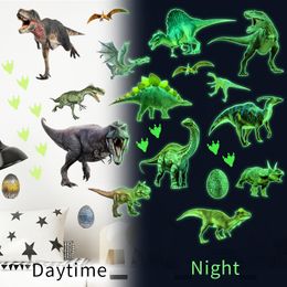 Green Light Luminous Dinosaur Wall Stickers Home Bedroom Kids Room Decoration Animal Fluorescent Decals Glow in the Dark Sticker 220607