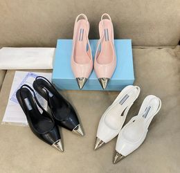 Scarpe appuntite di sandalo sandalo pantofole in pelle designer donna sexy feste matrimoni vestito ad alto tallone scarpa da donna di alta qualità sandali di alta qualità