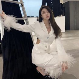 Women's Two Piece Pants Spring Fashion Unilateral Hollow Feather Cuff Design Sense Slim Single Breasted Blazer Suit Elegant Outfit WomenWome