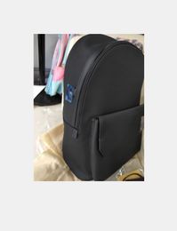 BLACK CLASSIC Brand mens BACKPACK Leather High Quality Men Designer Leisure BACKPACKS 57079 size 43x30x14cm with serial number