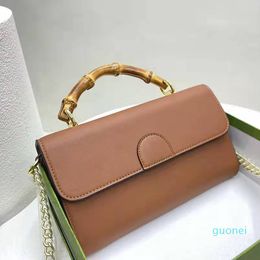 Designer Women Bamboo Handle Crossbody Bag Luxurys Designers Bags Italy Brand Vintage Diana Printed Flap Shoulder Handbag Leather 888