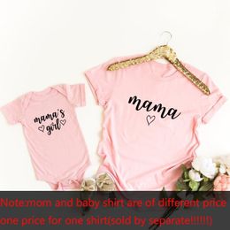 1pcs Mommy And Me Shirts Mama & Mama's Girl Matching T-Shirts Suumer Fashion Mother Daughter TShirt Gift For Baby Women's T-Shirt