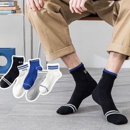 Men's Socks Man Casual Style Fashion Sports Short Ankle Breathable Low Cut Cotton Male Sock Spring Summer Harajuku CalcetinesMen's