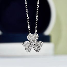 925 Sterling Silver Lucky Clover Necklace women's diamond Flower Pendant Necklaces High Classic Brand Designers Jewelry For Ladies Valentine's Day Gifts