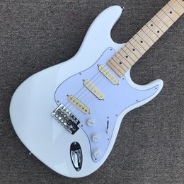 ST electric guitar, maple fingerboard, 3 pickups, chrome hardware, vibrato system, white guitar