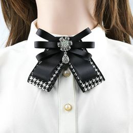 Bow Ties British Adult Neck Collar Shirt Tie Rhinestone Crystal Wedding Suits Cravat Christmas Gift Necktie Ribbon Bowtie AccessoriesBow