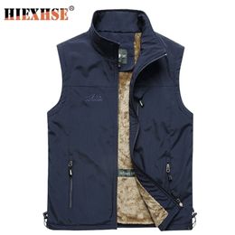 est Autumn Winter Men Coat Warm Sleeveless Jacket Casual Men Vest Coat Fleece Army Green Waistcoat Big Size 4XL 201128