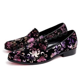 Vintage Style Print Men Suede Leather Shoes Banquet Party Men Slip on Flat Shoes Casual Plus Size Loafers