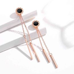 Stainless Steel Woman Tassel Hanging Earrings 2021 trends accessories for women Luxury Roman Numerals Earrings AA220318