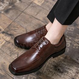 Oxford Men Shoes Кожаная деловая квадратная квадратная одежда