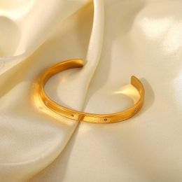 Bangle Fashion &Bangles For Women Eight-Star Pointed Bezel Zircons Gold Plated Stainless Steel Bracelet Female JewelryBangle BanglBangle