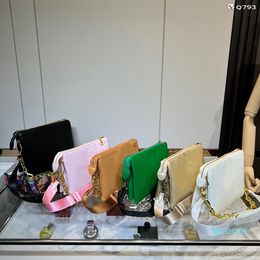 2022 Bag Genuine leather Women's tote gold Chains Luxury Designer mylon fashion shopping wallet Wash Cases card pockets handbag