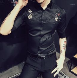 Personality Men's Clothing Male Slim Fahion Lace Butterfly Hollow Half Sleeve Shirts Man Non-mainstream Night Bar Stage Tops Casual