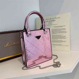 Spring lacquered leather laser handbag 2023 new trend sling one shoulder chain messenger clearance sale