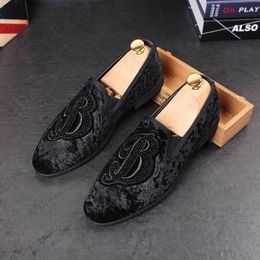 Men New Brand s Veet shoes Loafers Embroidery Music Party Dress Stage Shoes Smoking Slipper Fashion Zapatos Hombre Vesti hoe Loafer Muic Dre Shoe Fahion Zapato Veti