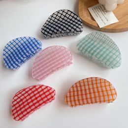 Wholesale Ins Summer 8CM Semicircle Checkerboard Hair Claw For Women Girls Pure And Fresh Grid Acrylic Shark Claw