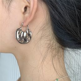 Retro Simple Folded Fan-Shaped Stud Bag Earrings Female Niche Design Advanced Irregular Heavy Industry Fashion Jewelry Gift