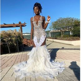 Luxury Sparkly Mermaid Prom Dresses 2022 African Black Girls Crystal Feathers Graduation Sexy Evening Dress Formal Gowns robes de soirée
