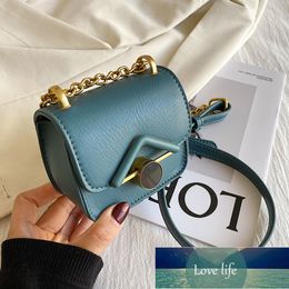 Korean popular Classic Retro Small Square Cosmeti Bag New Mini Crossbody Lipstick Simple Textured Small Square Bags