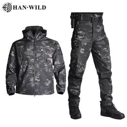 5XL Tactical Clothing Jackets Pants Men Fleece Jacket Army Windproof Camo Hunting Suit Windbreakers Military Hiking Soft Shell 220817