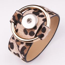 Charm Bracelets Leopard Tiger Cow Pattern 18mm PU Leather Snap Button Jewellery Bracelet GIRLS Women BR2391