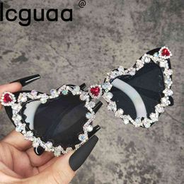 2022 Vintage Sexy Crystal Heart Sunglasses For Women New Luxury Brand Diamond Sun Glasses Ladies Retro Hip Hop Cool Eyewear Y220523