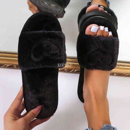 Slippers Summer New 2022 Fashtion Soft Round Head Furry Women Falt Shoes Suede Love Heart Shape Low Heel Comfortable Women's Casual Shoes G220730