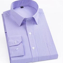 Anti-Wrinkle Men Work Shirts Regular Fit Long Sleeve Casual Dress Checkered Shirt Mens Purple Striped Clothing With Front Pocket 220322