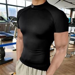 Men Short Sleeve T-shirt Fashion stitching Gyms Singlet Cotton Bodybuilding Men Fitness Round Neck Tshirt 220407