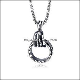 Pendant Necklaces Pendants Jewelry 2022 Retro Bone Hand Grab Ring Alloy Necklace For Men Personality Hip Dhie6