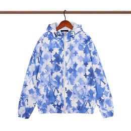 Mens Hooded jackets Thin designer sun protection trench coats Womens monogrammed winter coats Luxury clothing