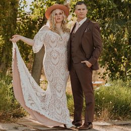 Flutter Sleeves Rustic Country Bohemian Wedding Dresses 2022 Nude Pink Lining Corchet Lace Beach Plus Size Boho Bridal Gowns